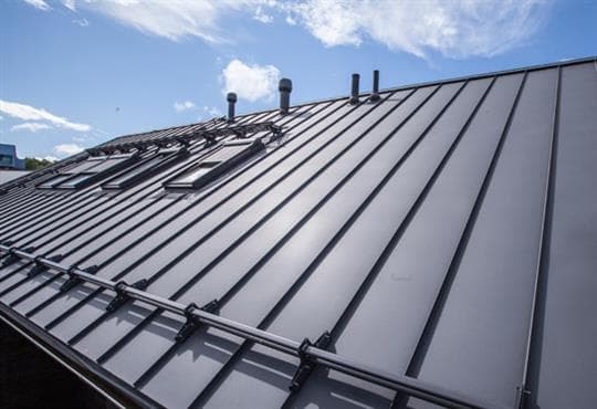 Фальцевая картина Ruukki / Руукки Classic C,D 0.5 мм GreenCoat Crown BT, цвет RR29 (красный)