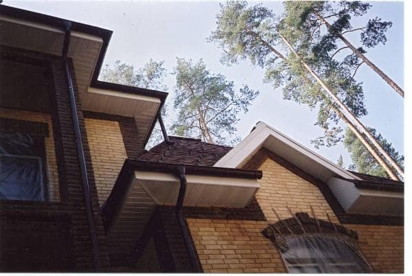 Желоб водосточный D150x3000x5мм Aquasystem Pural, цвет маренго матовый RR23 МАТТ