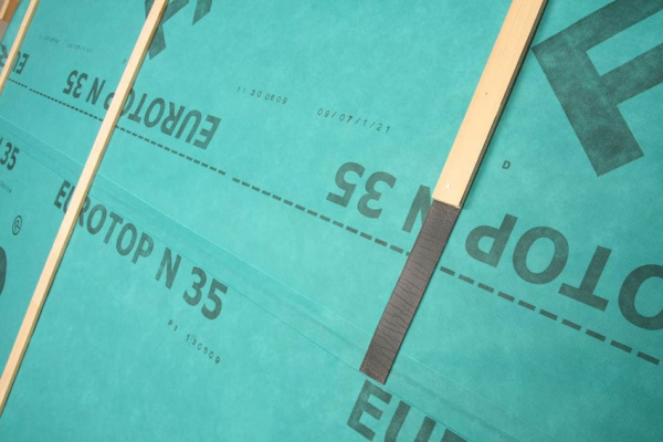 Лента EUROBAND P односторонняя клейкая, 40мм*30м