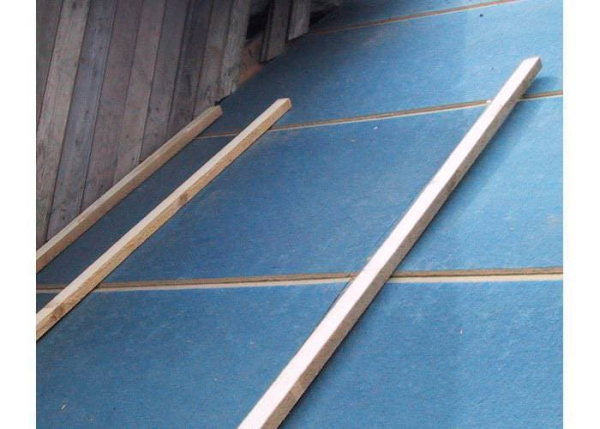 Универсальная плита Изоплат / Isoplaat MASSIV 50 мм шип-паз с 4 сторон, 230 кг/м3, размер 1800х600 мм, упаковка 44 плит